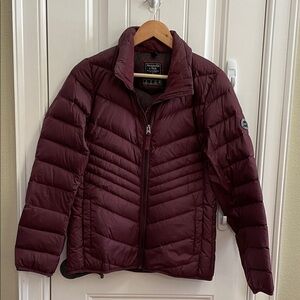 Abercrombie & Fitch Packable Burgundy Down Puffer Jacket